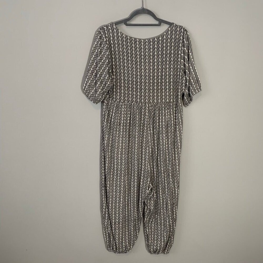 NEW Kate Quinn Jumpsuit Women L Black White Rope Print Bamboo Viscose Romper - Picture 5 of 9